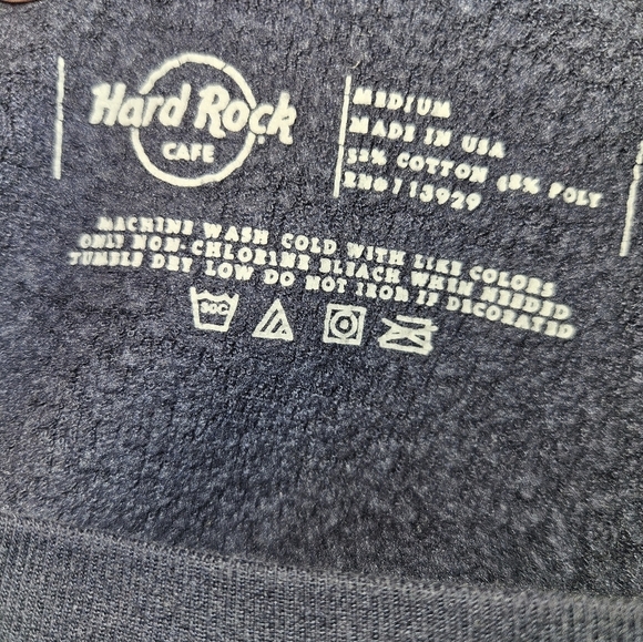 Hard Rock Las Vegas Womans Cropped Long Sleeve Sweatshirt Size M - Picture 10 of 10